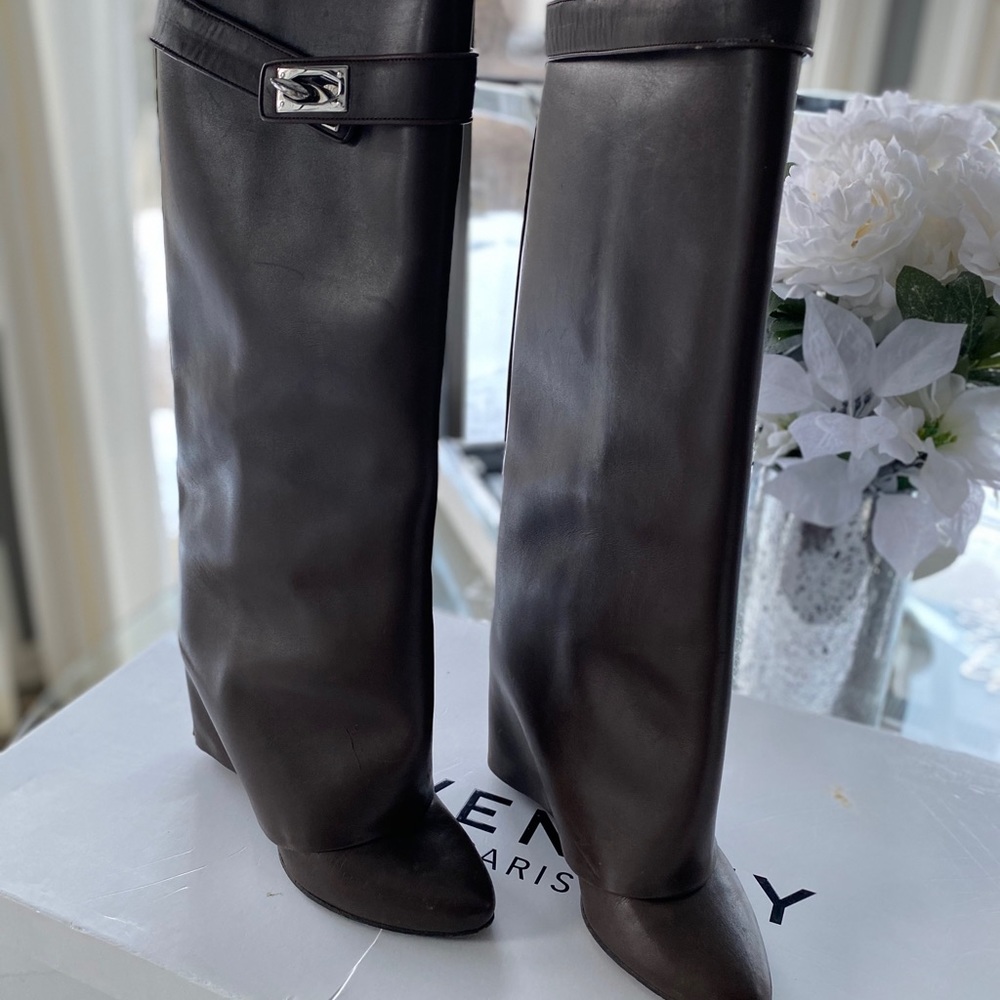 Givenchy Shark lock boots